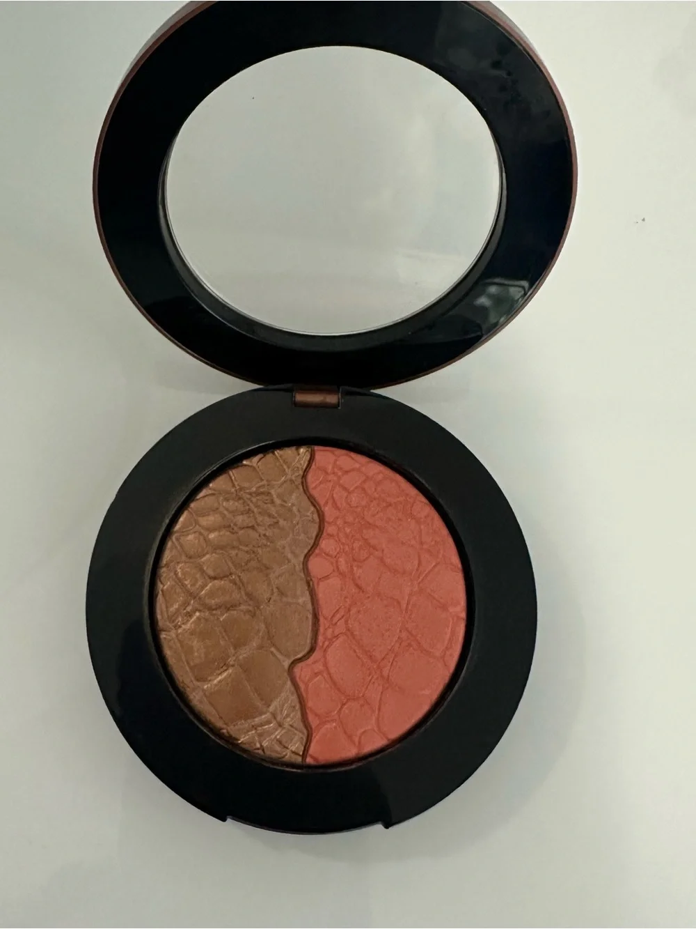 Sonia Kashuk Chic Luminosity Bronzer / Blush Duo 51 Glimmer